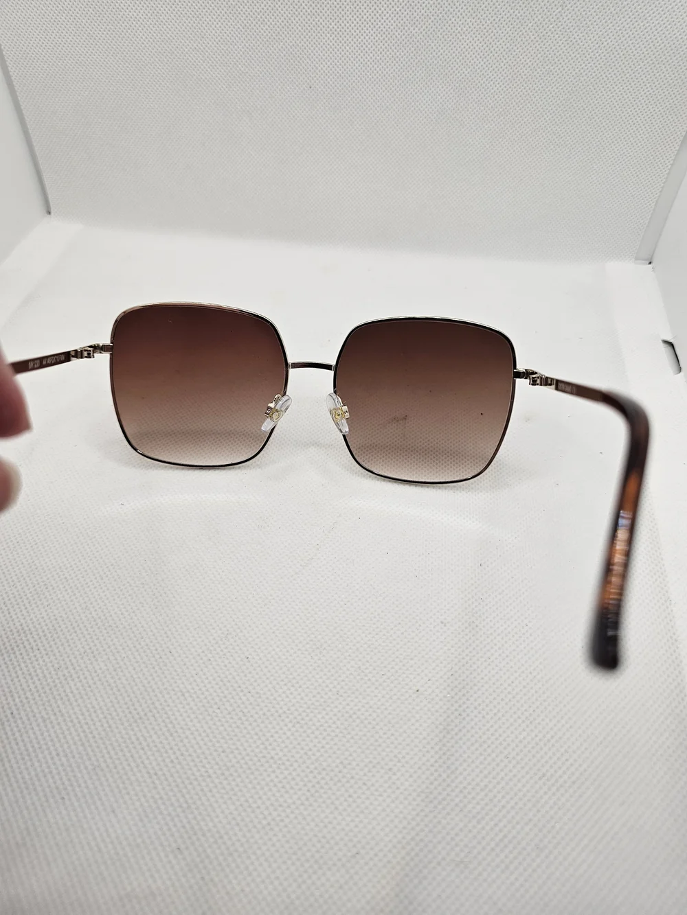 Foster Grant Gold Frame Sunglasses with Brown Gradient Lenses